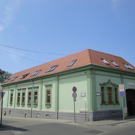 Guest House Ringhofer Vendeghaz Шопрон Екстер'єр фото